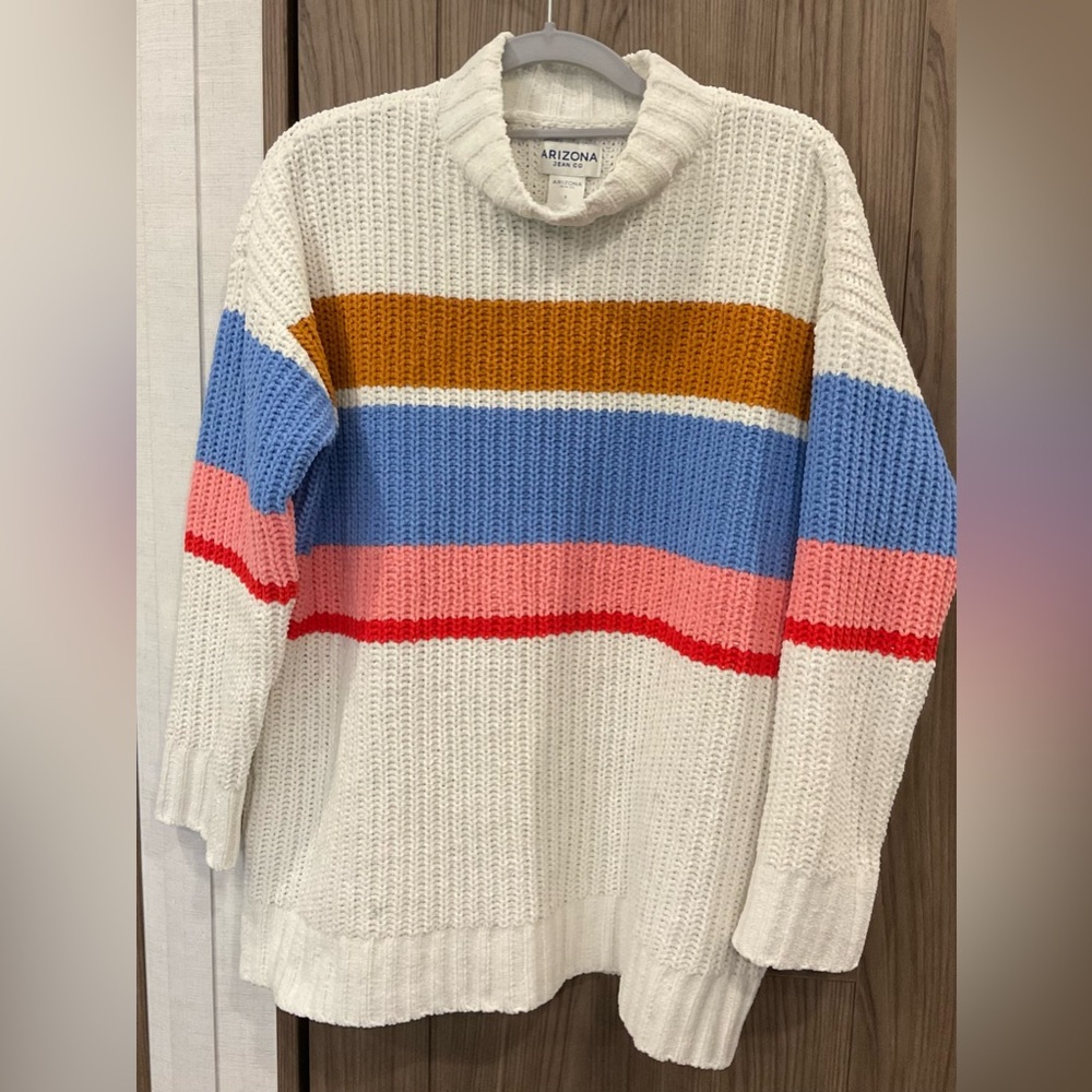 Arizona Jean Co. Womens Sweater Size S Loose Seam Threads